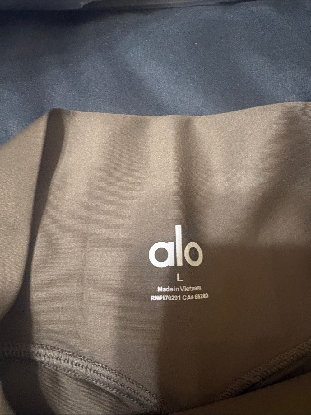 Alo Yoga High Waist Biker Shorts Espresso Large NWT